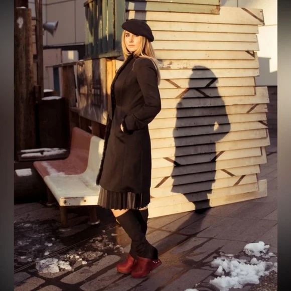 NIB Fluevog Conquer Signe boots - Picture 12 of 12